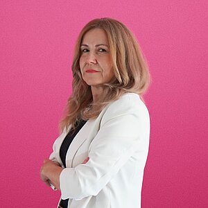 Portrait von Katarzyna Kotowski aus der Disposition Import Polen der Glomb Container Dienst GmbH.